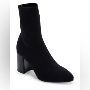 Blondo - Sassy Waterproof Sock Bootie in Black